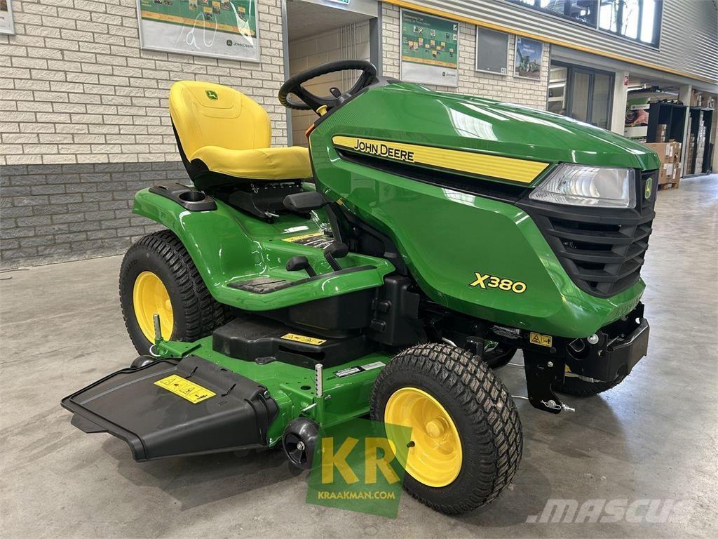 John Deere X380 Corta-Relvas Riders