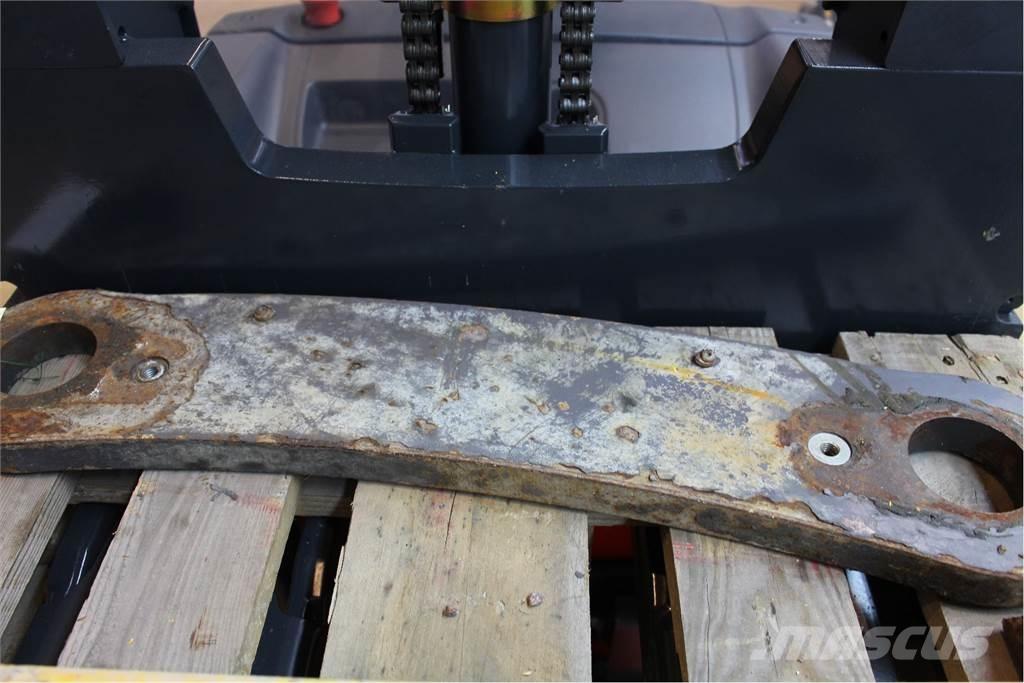 Volvo L120E Länk Outros componentes