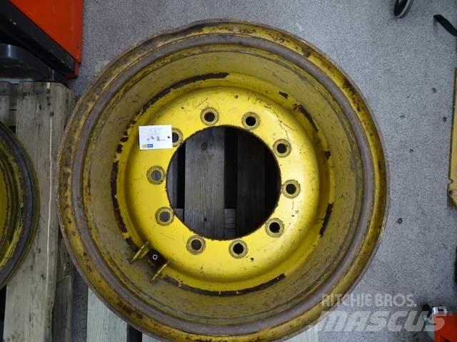 Volvo L70D Fälg Pneus