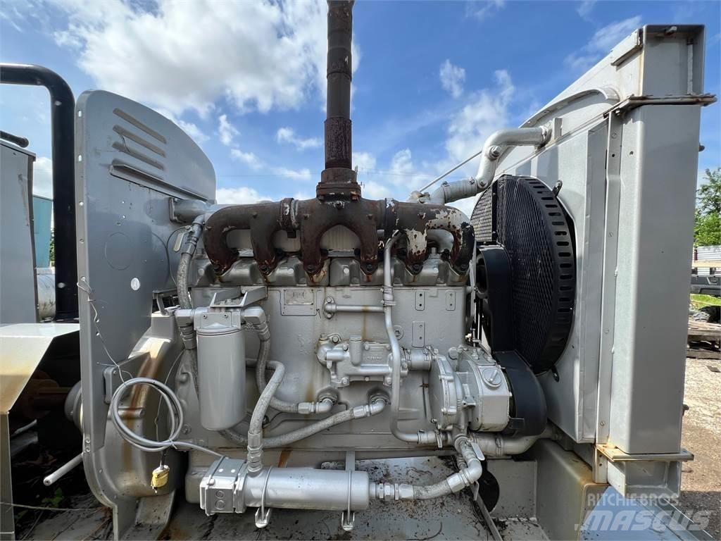 WAUKESHA F817 Motores