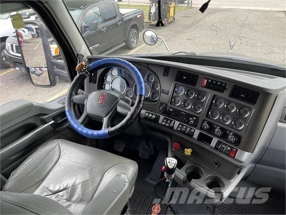 Kenworth T680 Cavalos Mecânicos
