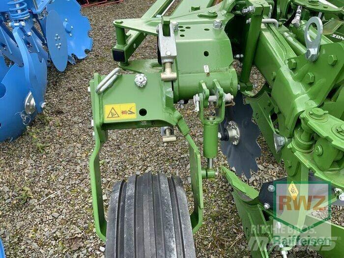 Amazone Cayros XS 950 Charruas reversíveis