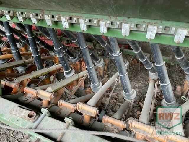 Amazone D25 07 Special Perfuradoras combinadas