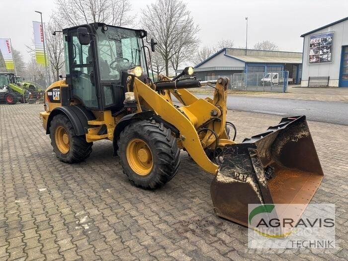 CAT 908 Carregadeiras de rodas