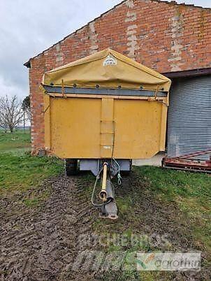 Catroux C10 Reboques Agrícolas basculantes