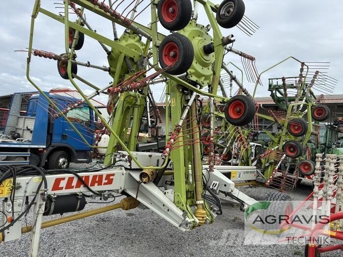 CLAAS LINER 3000 Ancinho virador