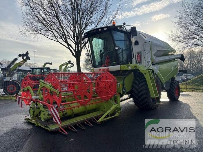 CLAAS TUCANO 420 Ceifeiras debulhadoras