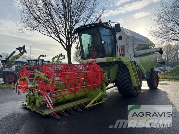 CLAAS TUCANO 420 Ceifeiras debulhadoras