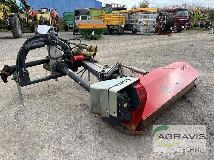 Dragone COBRA 240 Gadanheiras e cortadores de folhas para pastos