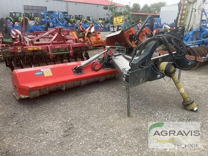 Dragone COBRA 240 Gadanheiras e cortadores de folhas para pastos