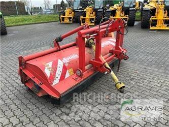 Dücker UM 27 Gadanheiras e cortadores de folhas para pastos