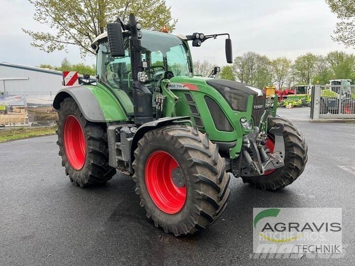 Fendt 714 VARIO S4 Tratores Agrícolas usados