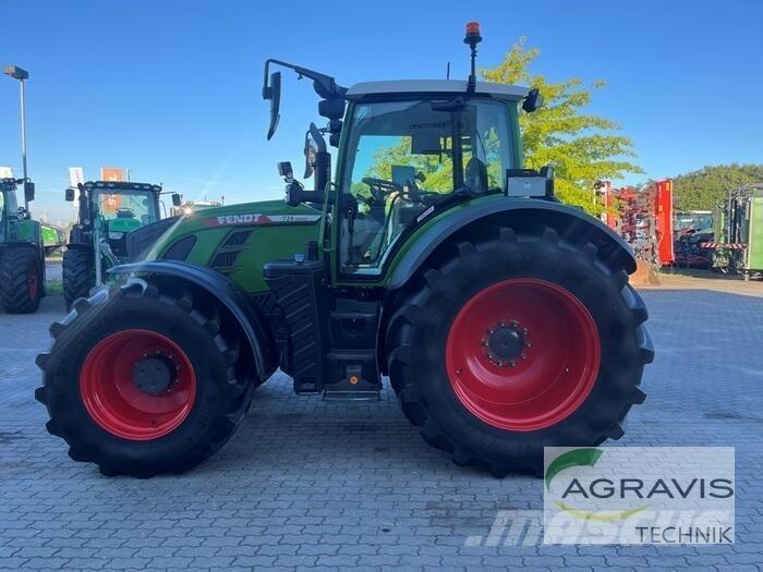 Fendt 724 VARIO GEN-6 Tratores Agrícolas usados