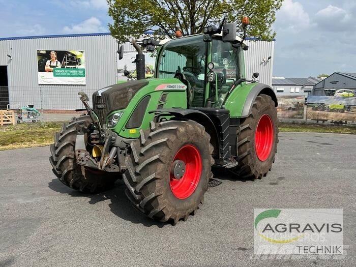 Fendt 724 VARIO S4 Tratores Agrícolas usados