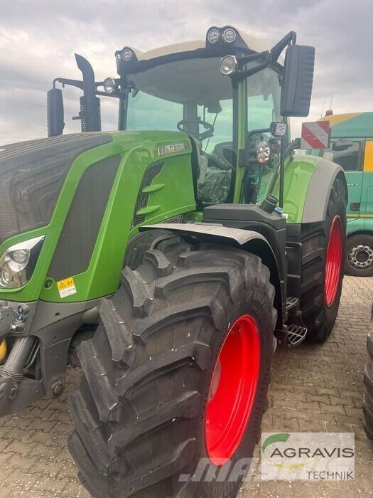 Fendt 828 VARIO S4 Tratores Agrícolas usados
