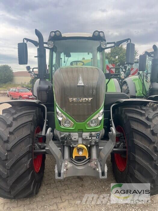Fendt 828 VARIO S4 Tratores Agrícolas usados