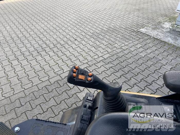 GiANT G2200E Carregadeiras de rodas