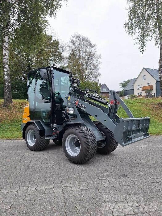 GiANT G2300 HD Carregadeiras de rodas