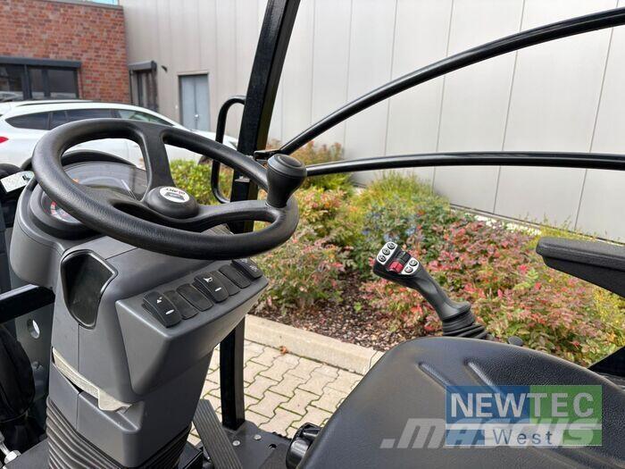 GiANT G2700 HD+ Carregadeiras de rodas