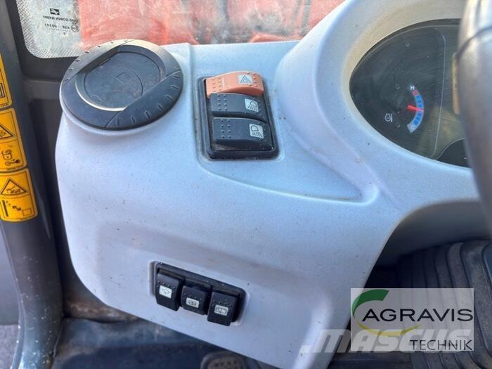 Hitachi ZW 95 Carregadeiras de rodas