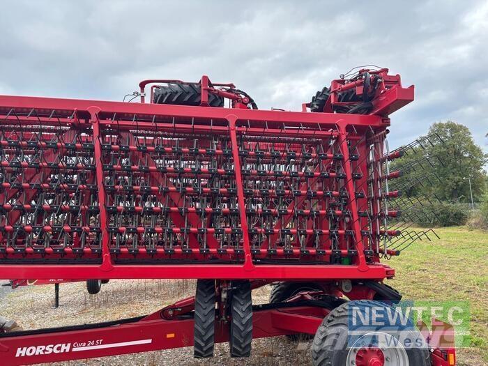 Horsch CURA 24 ST Gadanheiras e cortadores de folhas para pastos