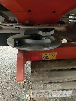 Kuhn Axis 20.2 M-EMC-W Espalhadores de minério