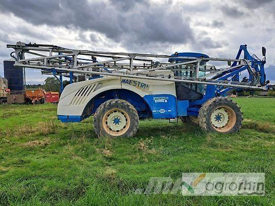 Matrot MAESTRIA 15 Pulverizadores rebocados