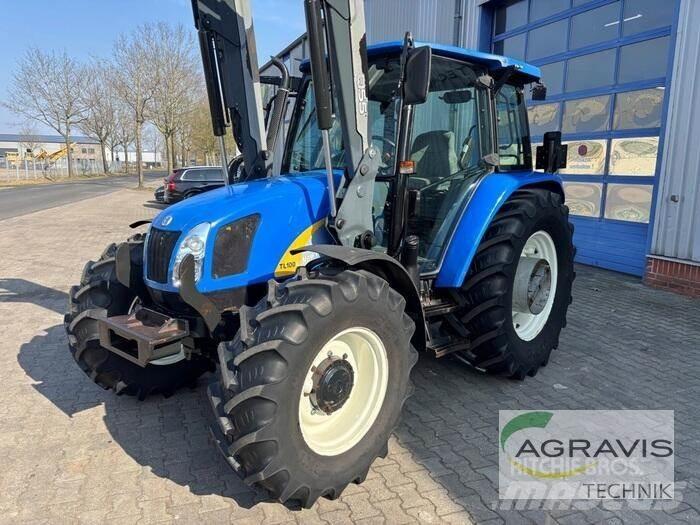 New Holland TLA 100 Tratores Agrícolas usados