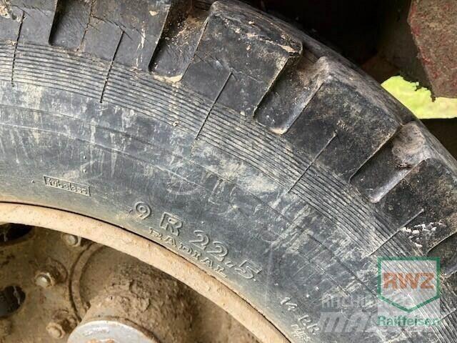 Pöttinger Ballenwagen Outros reboques agricolas