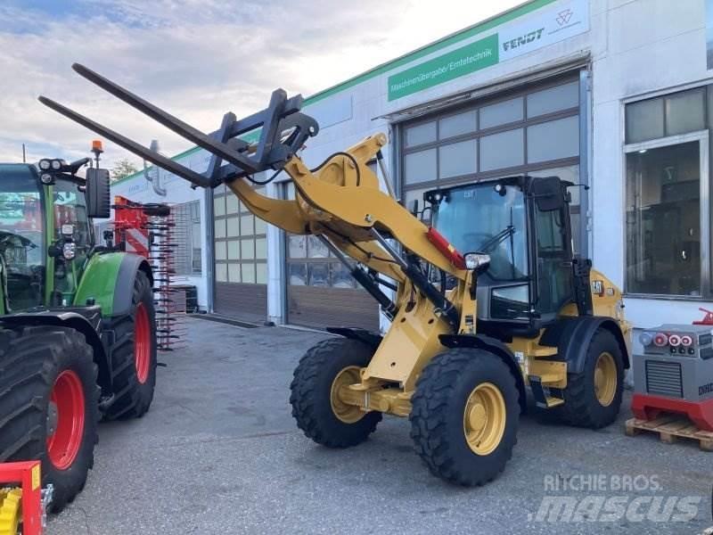 CAT 908 Carregadeiras de rodas