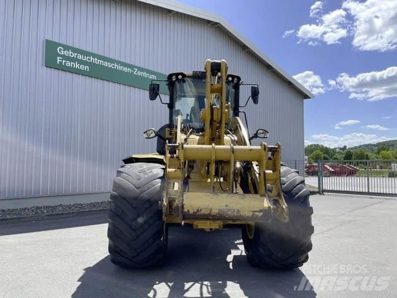 CAT 938M Carregadeiras de rodas