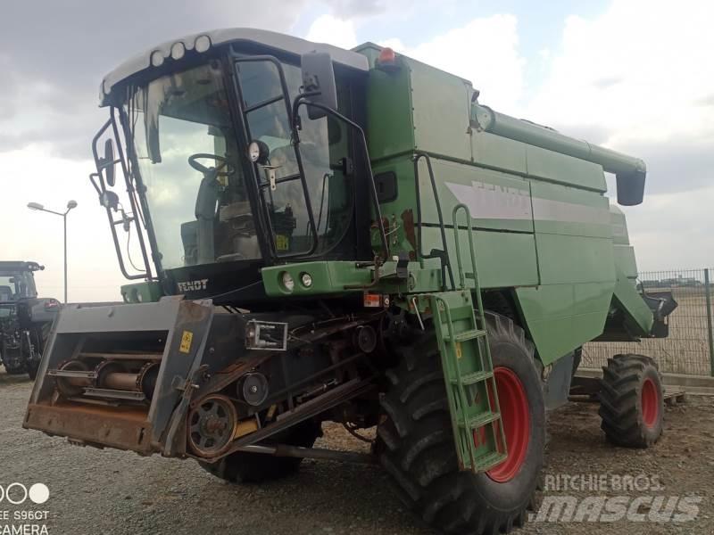 Fendt 5220 E Ceifeiras debulhadoras