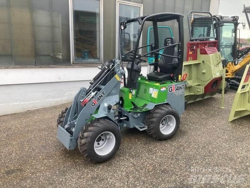 GiANT G1200 Minicarregadeiras