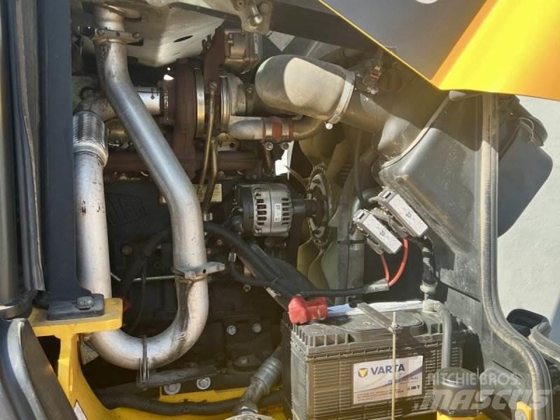 JCB TM 320 S Carregadeiras de rodas