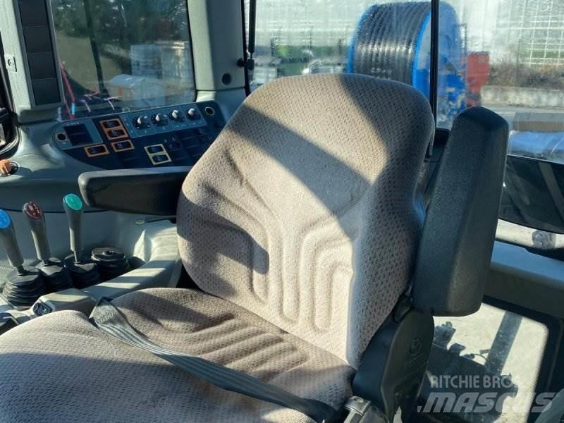 Valtra T153 H Tratores Agrícolas usados