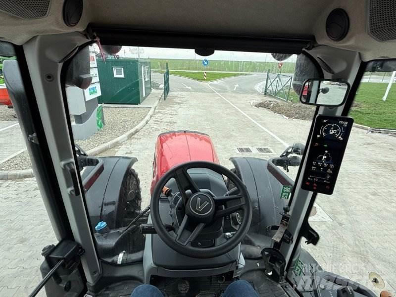 Valtra T235A Tratores Agrícolas usados