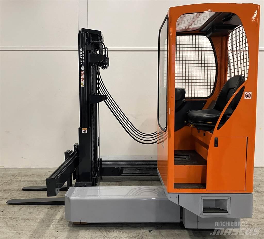 Hubtex MQ 30 AC Empilhadores de 4 vias