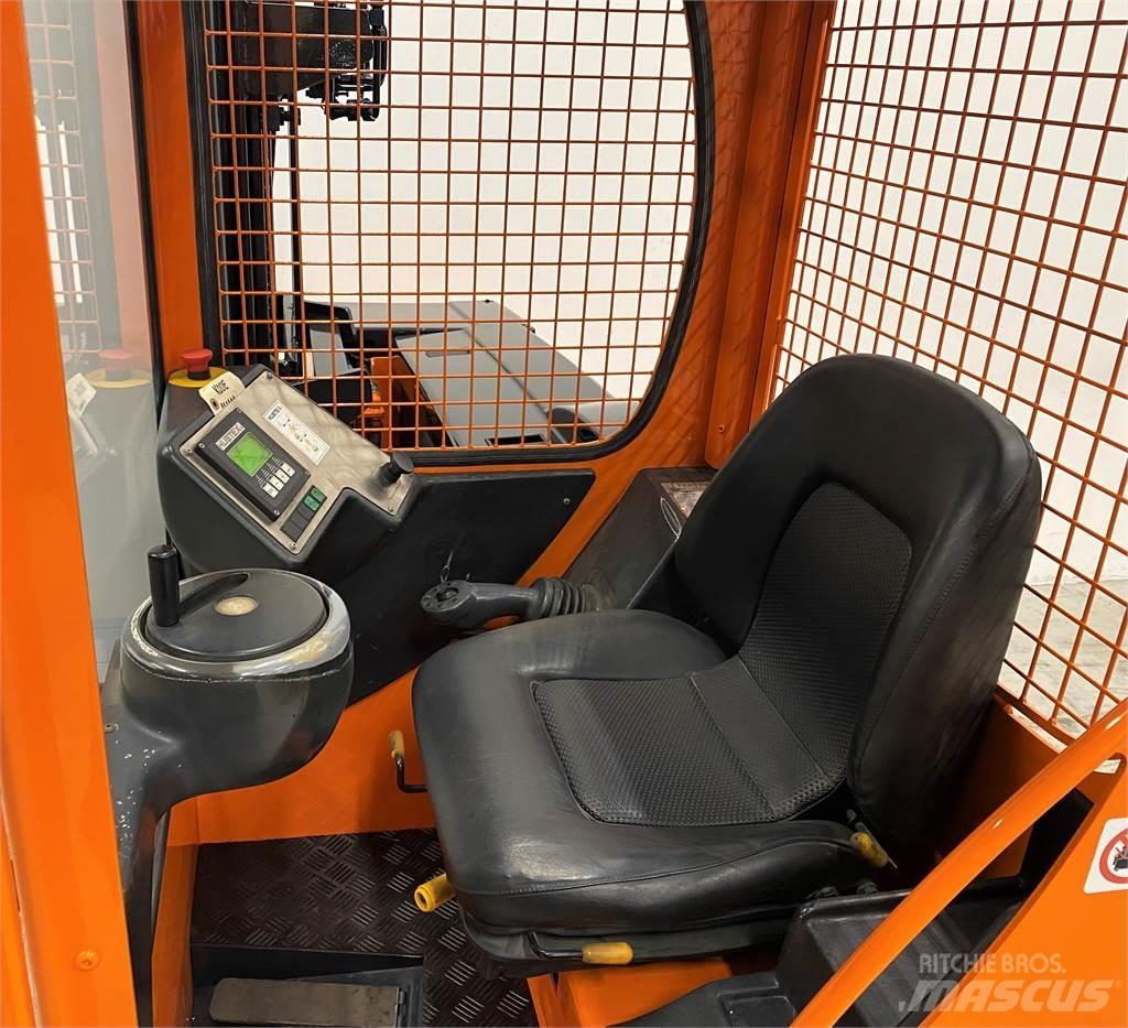 Hubtex MQ 30 AC Empilhadores de 4 vias