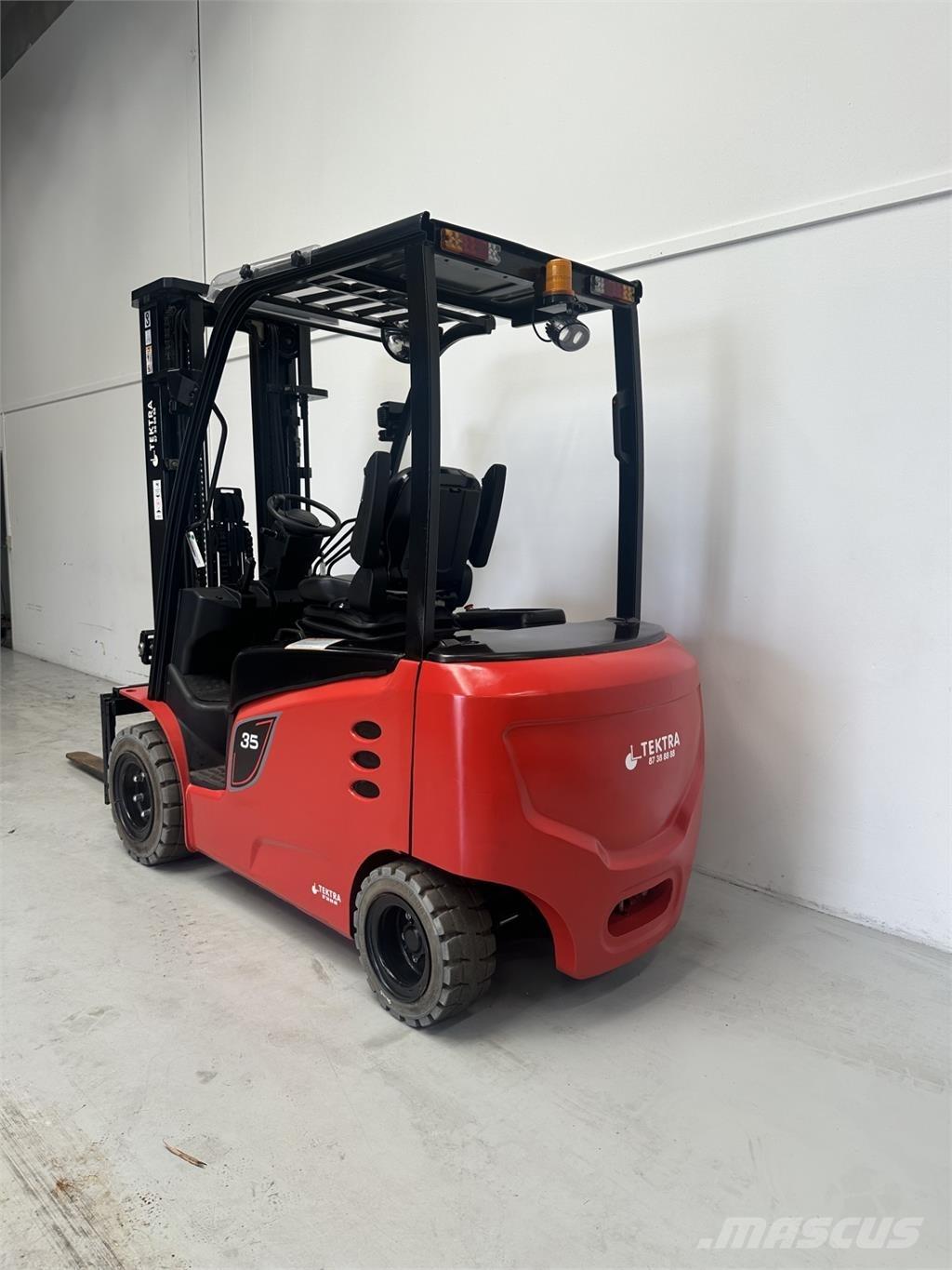 Tektra CPD35-XC4 Empilhadores eléctricos