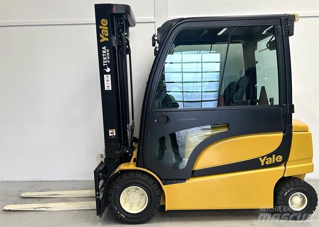 Yale ERP30VL (LWB) Empilhadores eléctricos