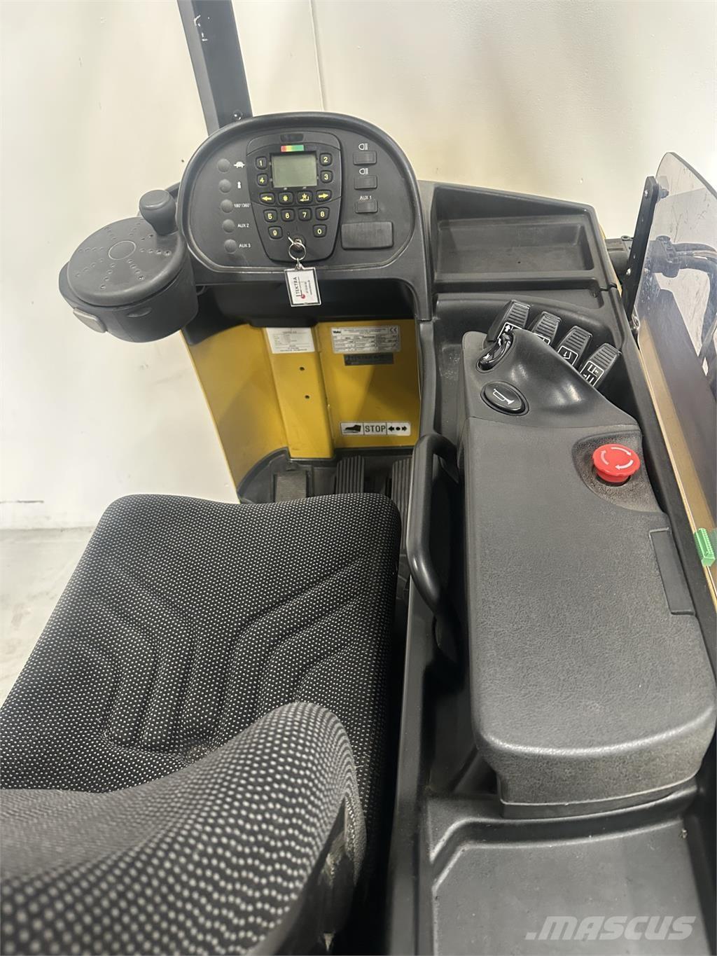 Yale MR14 Empilhadores Elevadores