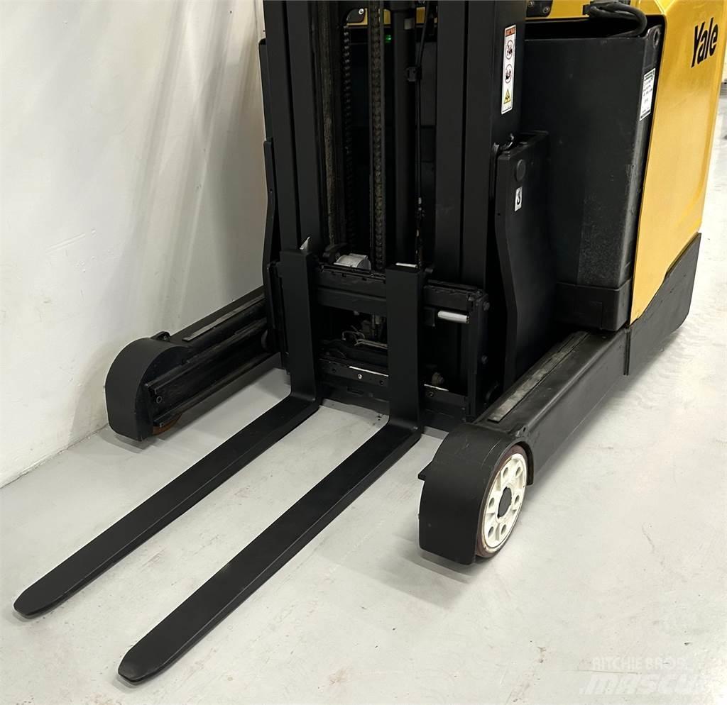 Yale MR14 Empilhadores Elevadores