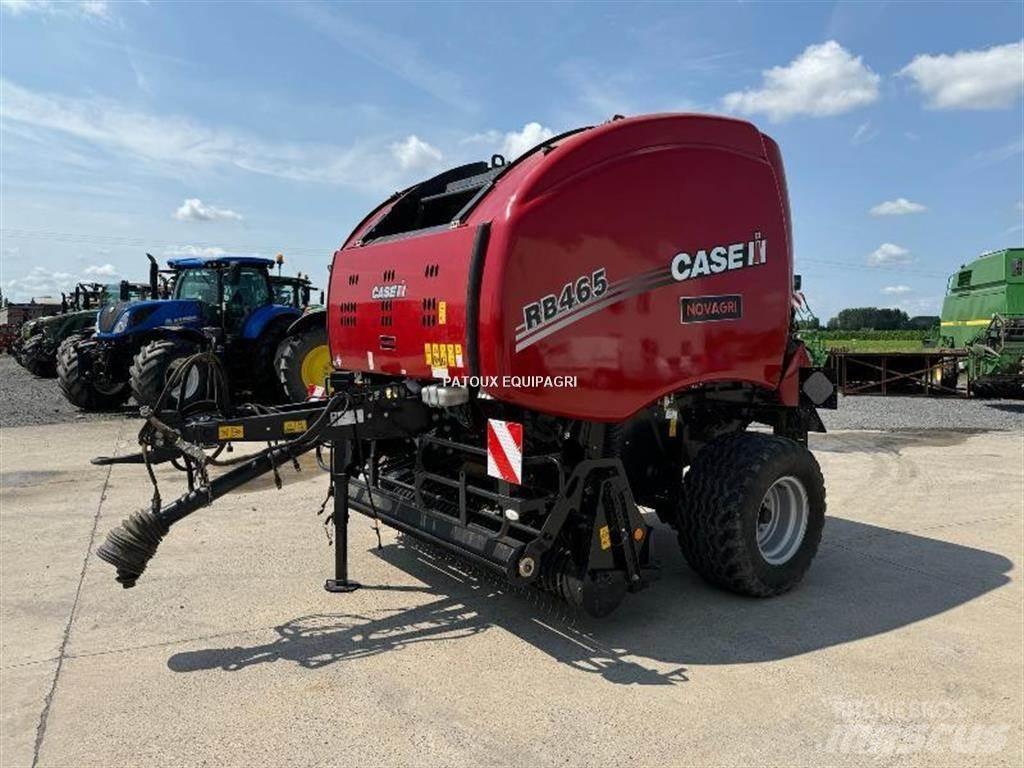 Case IH RB465 Enfardadeira de rolos
