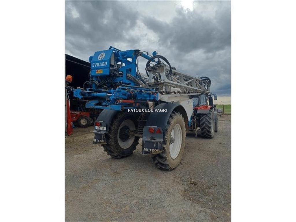 Evrard METEOR 4200 Pulverizadores rebocados