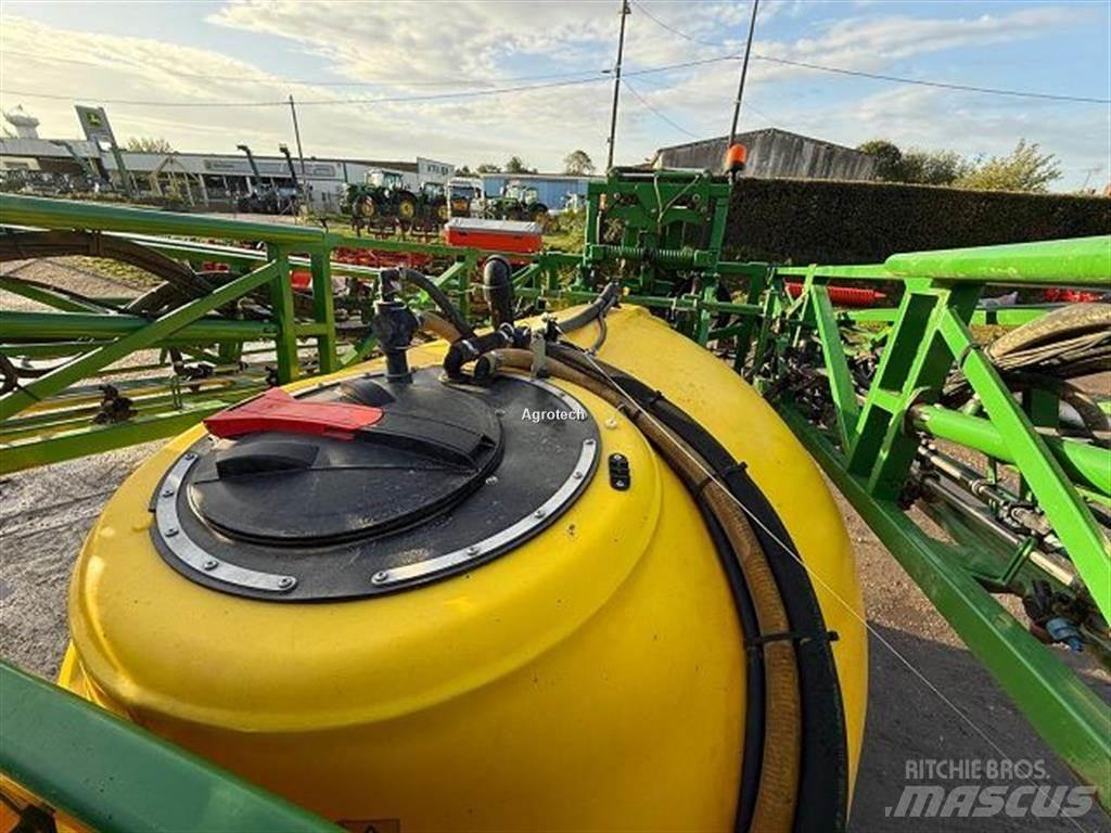 John Deere M740 Pulverizadores rebocados
