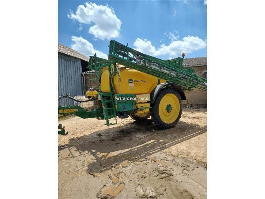 John Deere M740i Pulverizadores rebocados