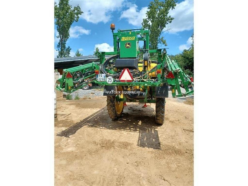 John Deere M740i Pulverizadores rebocados