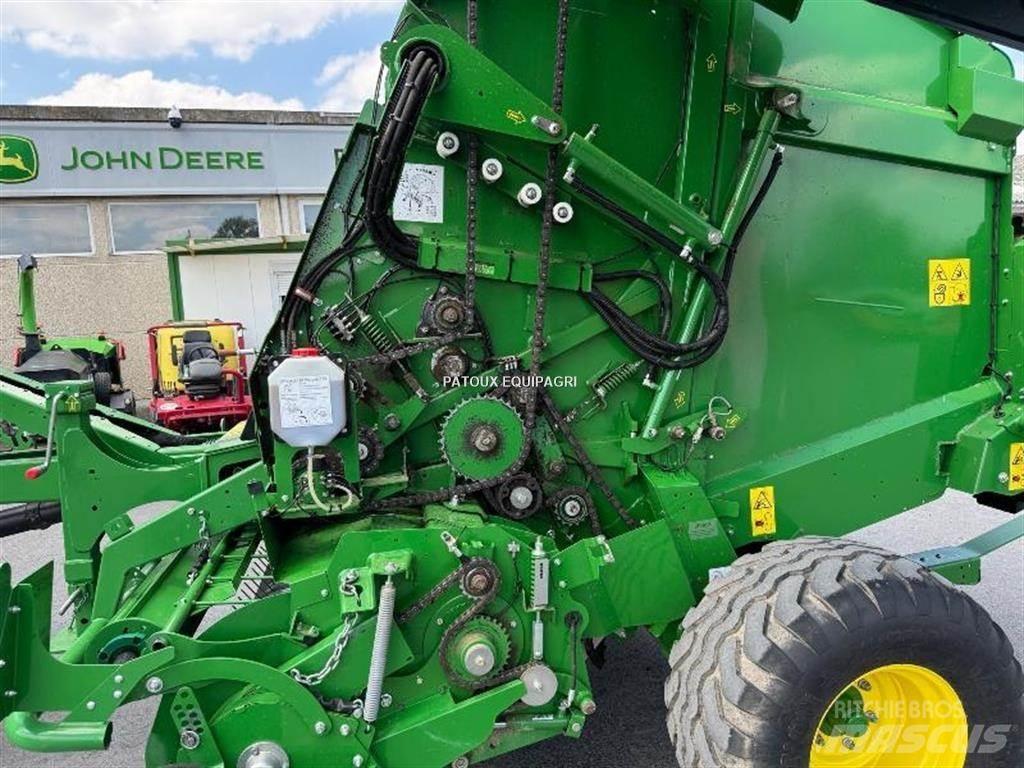 John Deere V461M Enfardadeira de rolos