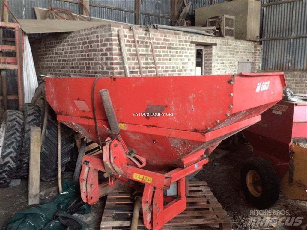 Kuhn MDS732 Espalhadores de minério