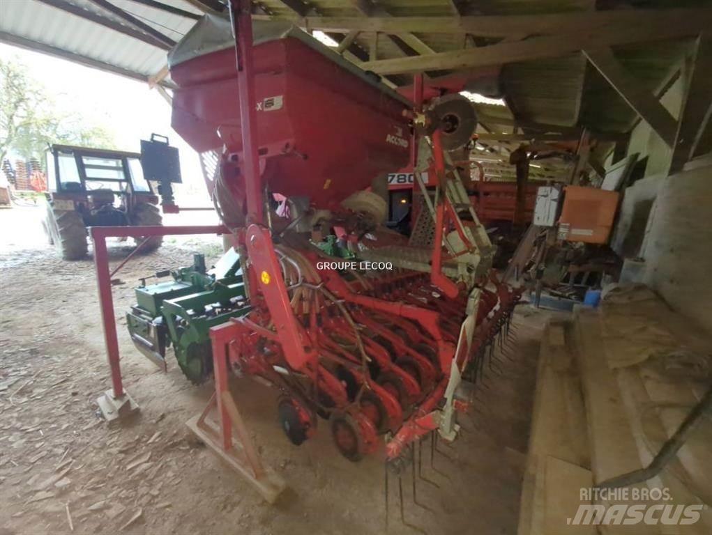 Kverneland 3M Perfuradoras combinadas